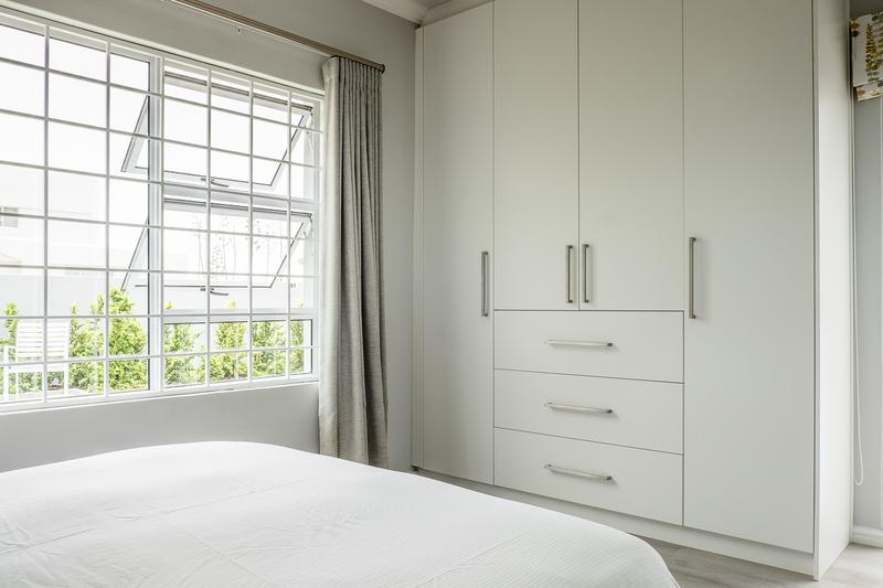 3 Bedroom Property for Sale in Britannia Bay Western Cape